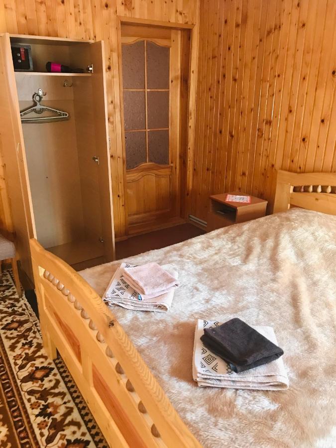亚列姆切За Горбами公寓 外观 照片